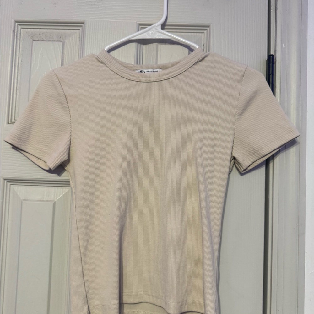 ZARA Cream Ribbed Short Sleeve Tee